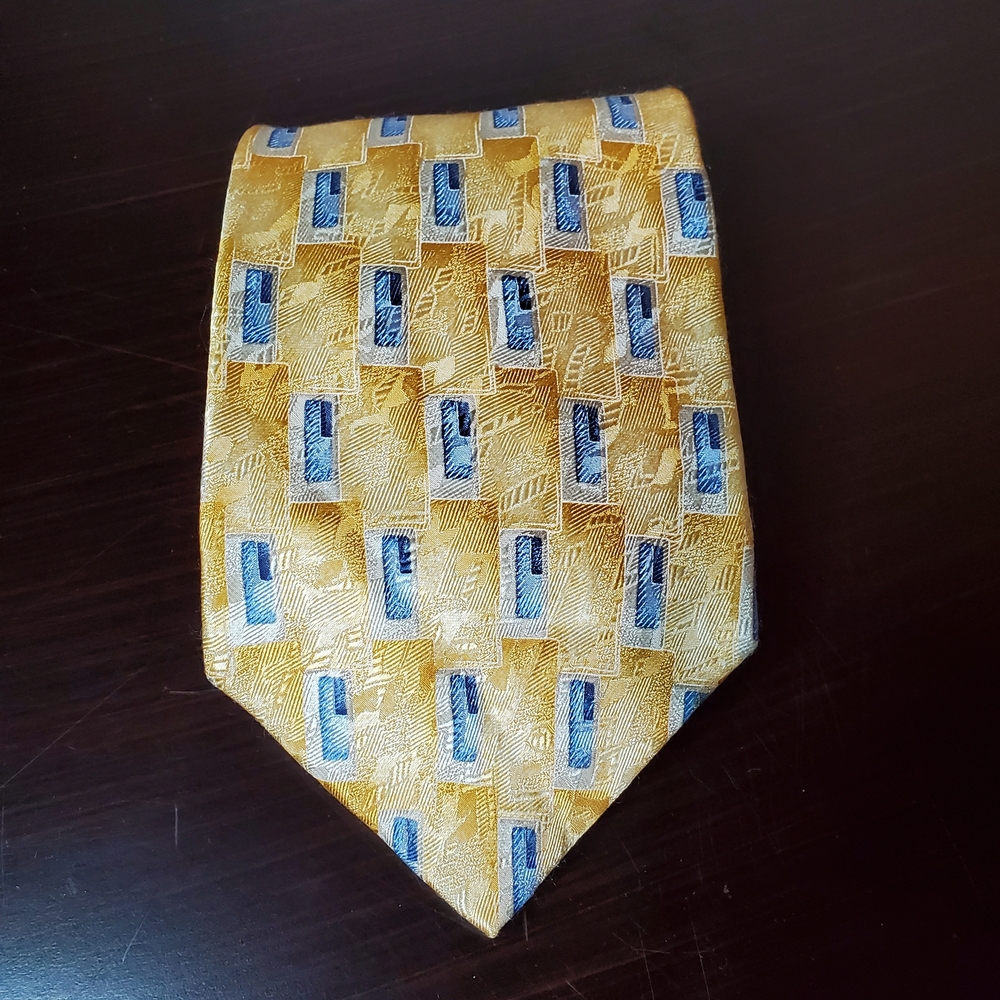Preswick & Moore- 100% Silk Tie- Yellow and Blue- Geometric Pattern